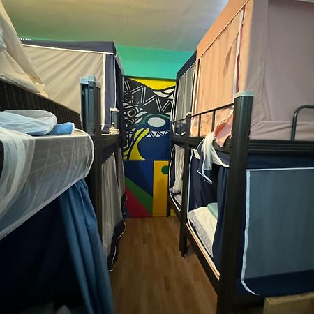 臺東火車站 黎亞兒民宿liyar House 青旅客棧 T'ai-tung Esterno foto
